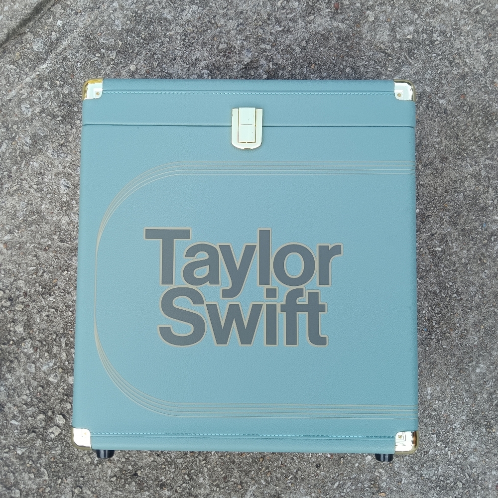 Vinyl holder